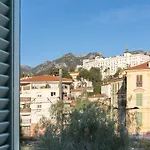 De Belgique A Готель
