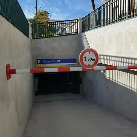 Готель De Belgique A 2*