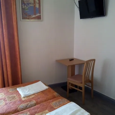 Готель De Belgique A