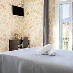 Hotel Hotel De Belgique A Menton 2*