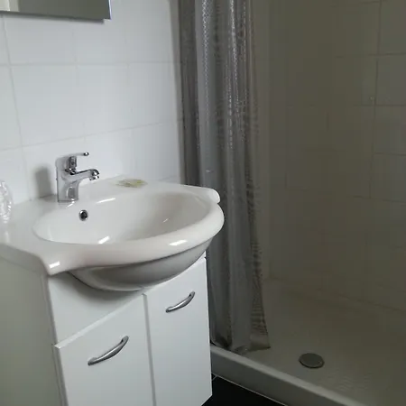 De Belgique à Hotel 2*