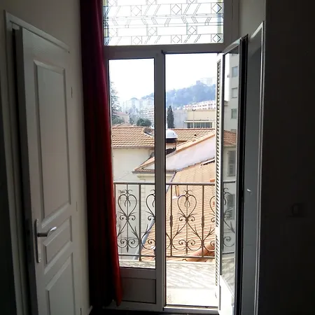 De Belgique à Hotel Menton