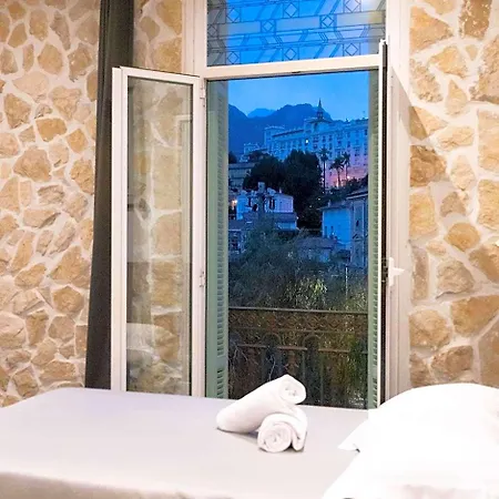 Hotel De Belgique A Menton Hotel 2*
