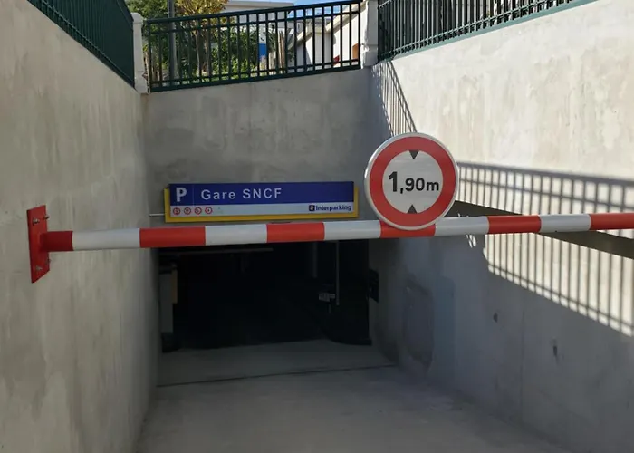 Готель De Belgique A 2*