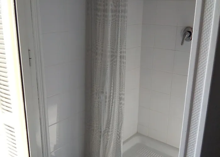 Hotel De Belgique A Menton Hotel 2*