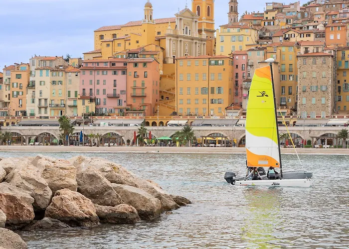 Hotel Hotel De Belgique A Menton 2*