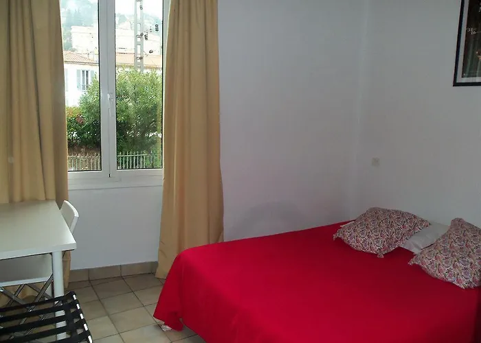 Hotel De Belgique A Menton